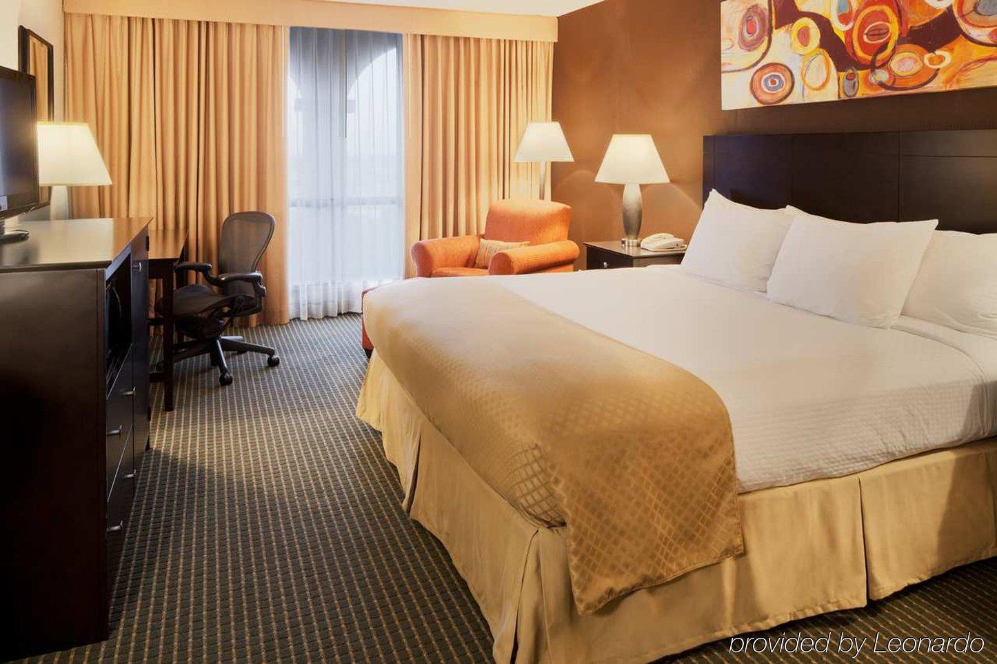 Doubletree By Hilton Dallas Market Center Habitación foto