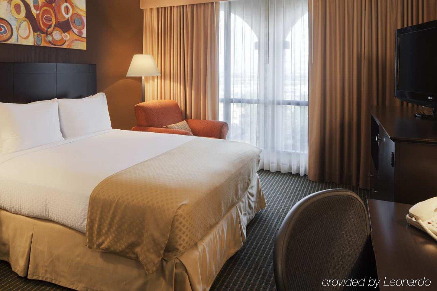 Doubletree By Hilton Dallas Market Center Habitación foto