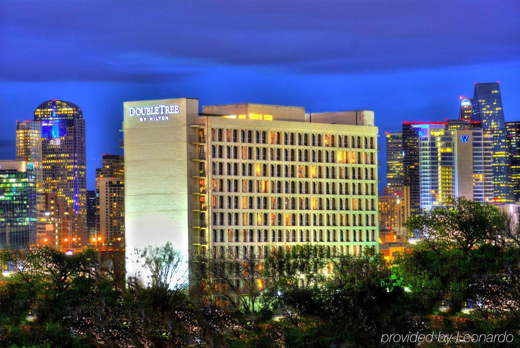 Doubletree By Hilton Dallas Market Center Exterior foto